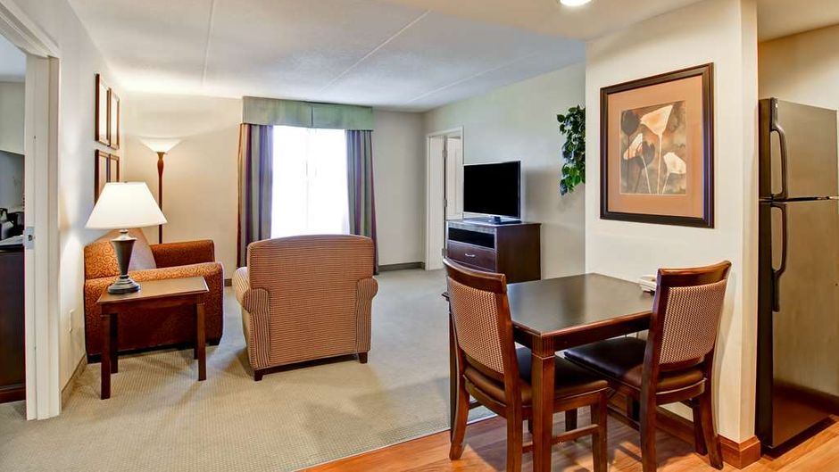 Homewood Suites by Hilton Sudbury Room