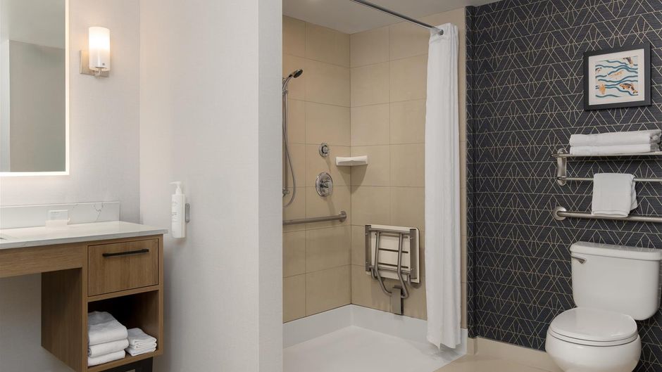 Homewood Suites by Hilton Ajax Room