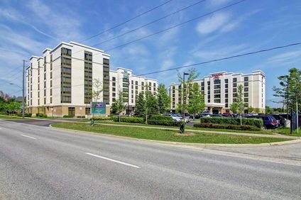 Homewood Suites Toronto Arpt Corp Ctr