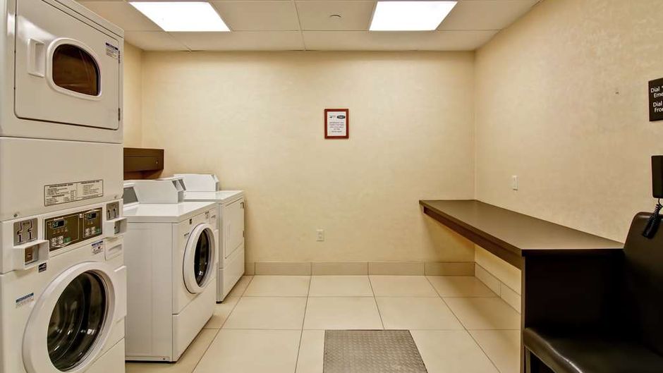Homewood Suites Toronto Arpt Corp Ctr Recreation