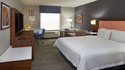 Hampton Inn & Suites Montreal-Dorval