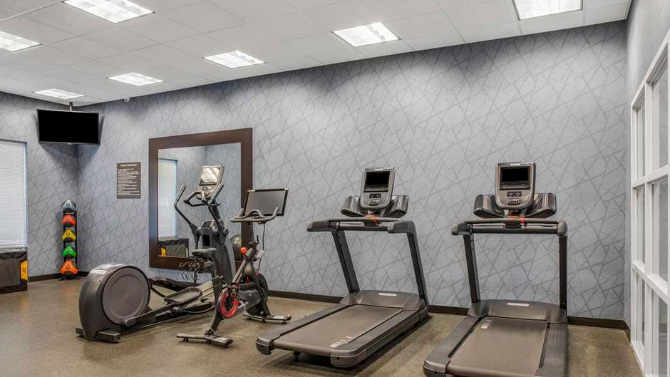 Homewood Suites by Hilton Winnipeg Airpt Health