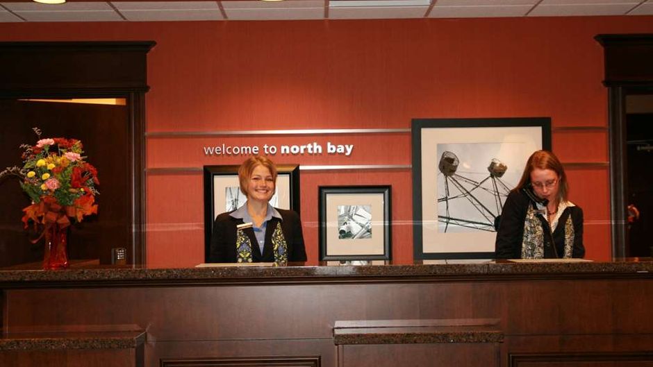 Hampton Inn North Bay Lobby