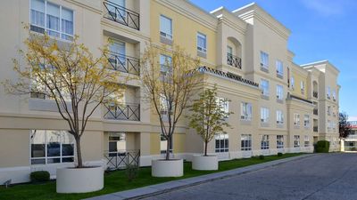 Hampton Inn & Suites by Hilton Calgary