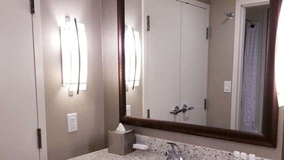 Homewood Suites Calgary Airport Room