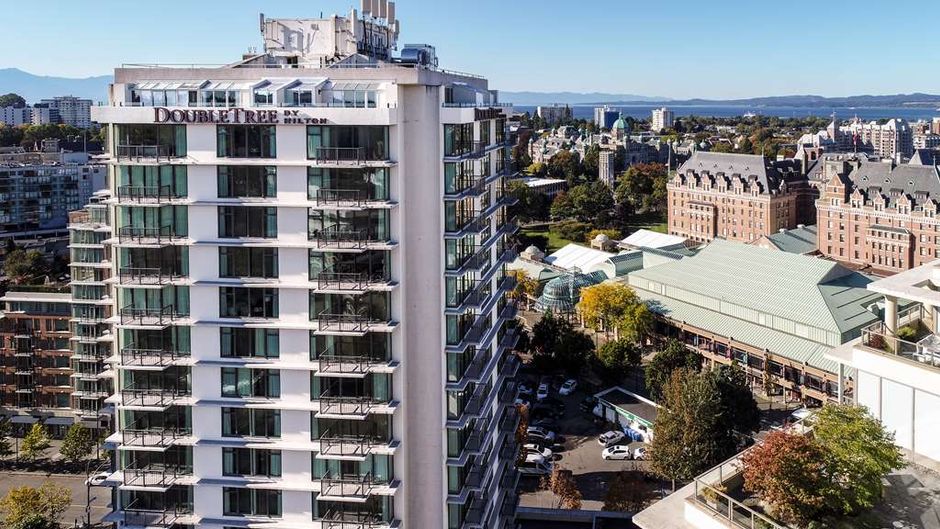 Doubletree by Hilton Hotel Victoria Exterior
