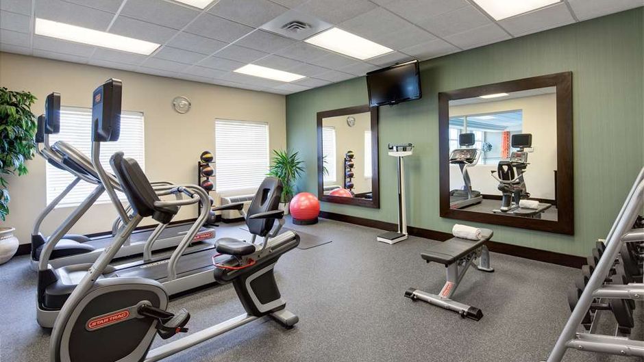 Hampton Inn & Suites Toronto Airport Health