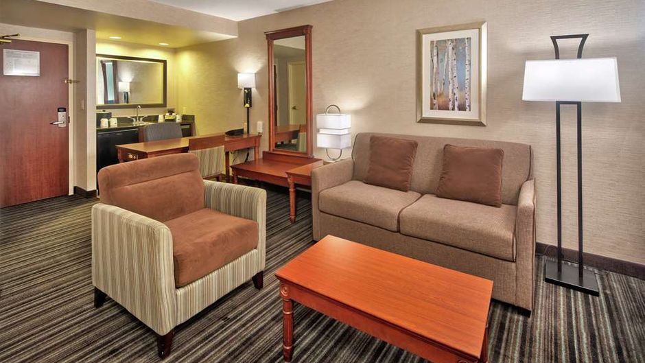 Hampton Inn & Suites Toronto Airport Other