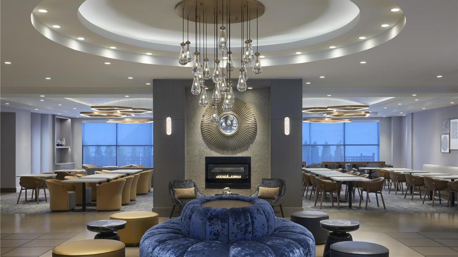 Homewood Suites by Hilton - Vaughn Lobby
