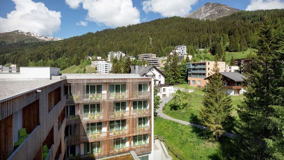 Hilton Garden Inn Davos Exterior