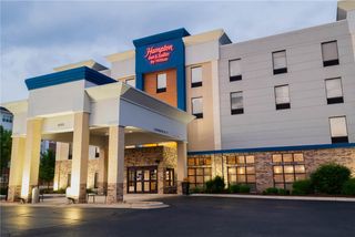 Hampton Inn & Suites Addison