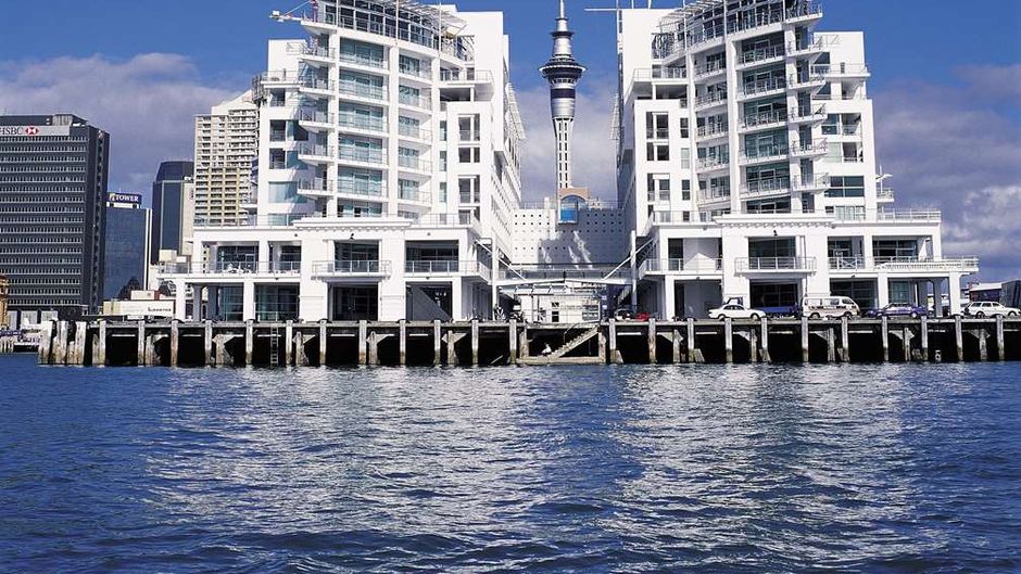 Hilton Auckland Exterior
