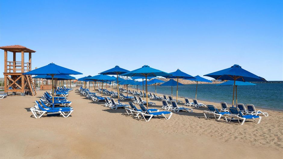 Hilton Alexandria Corniche Beach