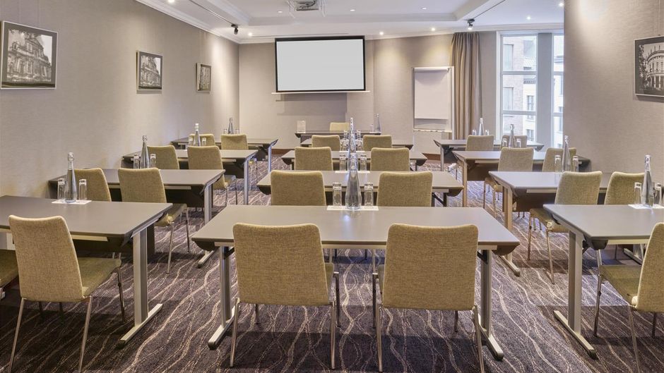 Hilton Antwerp Old Town Meeting