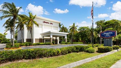 Hampton Inn Naples Central