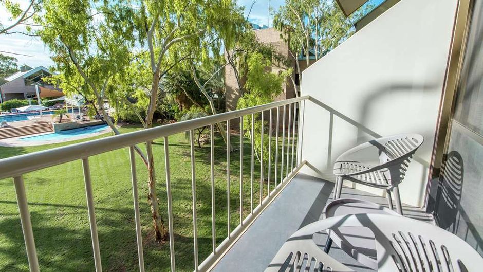 DoubleTree by Hilton Hotel Alice Springs Room