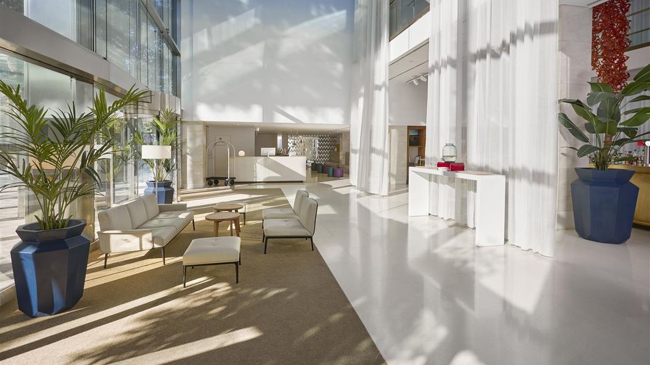 Hilton Barcelona Lobby