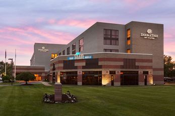 Doubletree Hotel Bradley Intl Airport
