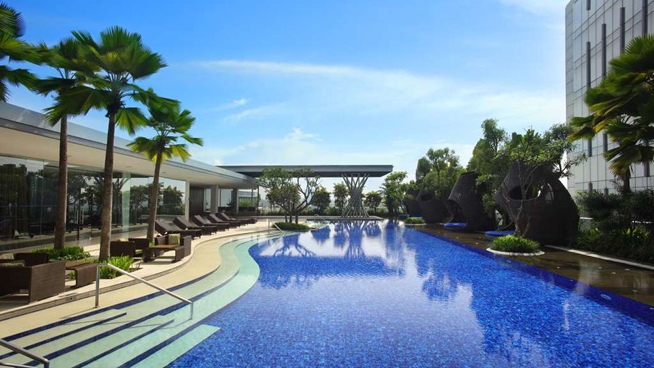 Hilton Bandung Pool