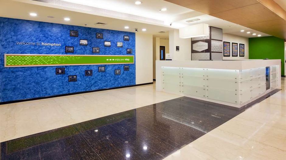 Hampton by Hilton Vadodara-Alkapuri Lobby
