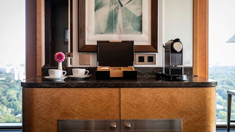 Waldorf Astoria Berlin Suite