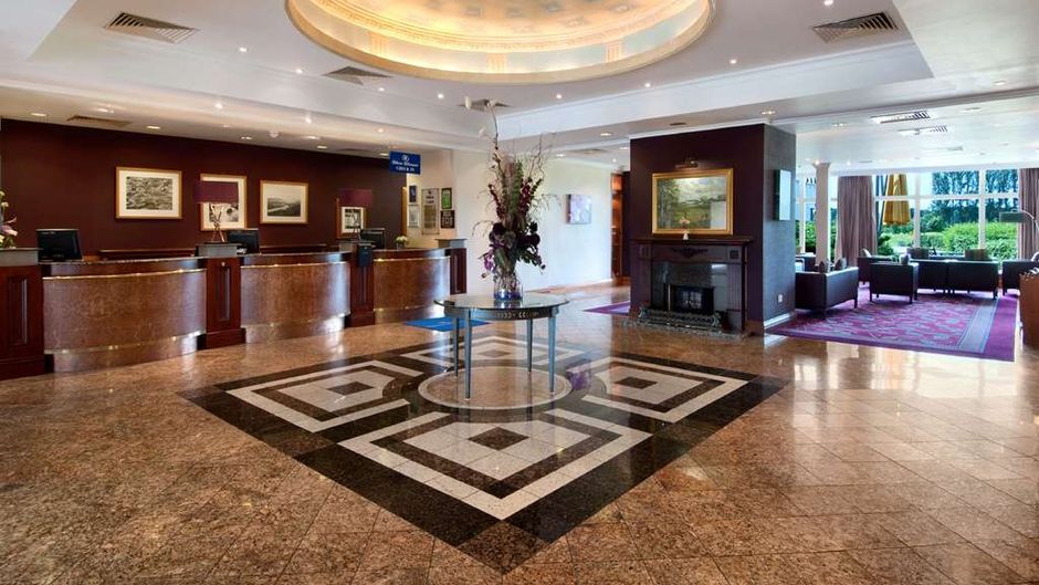 DoubleTree Hilton Belfast Templepatrick Lobby