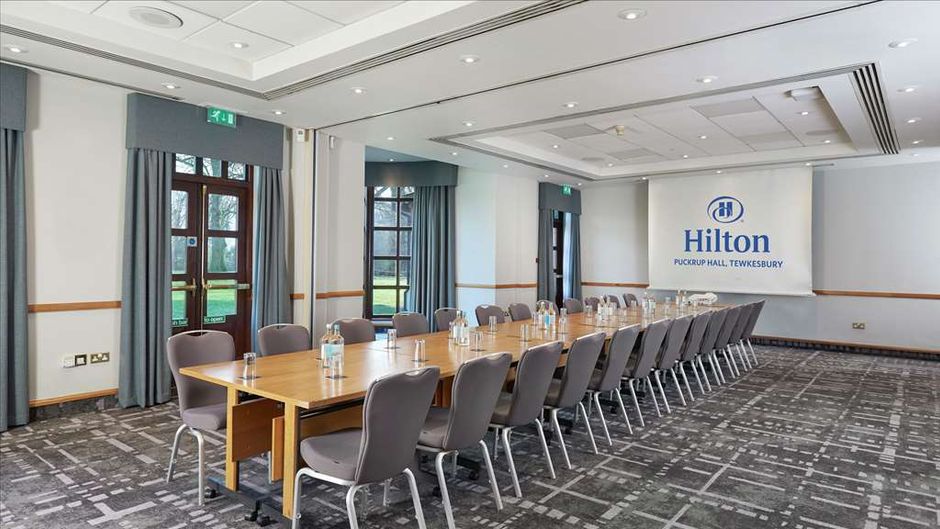 Hilton Puckrup Hall, Tewkesbury Meeting