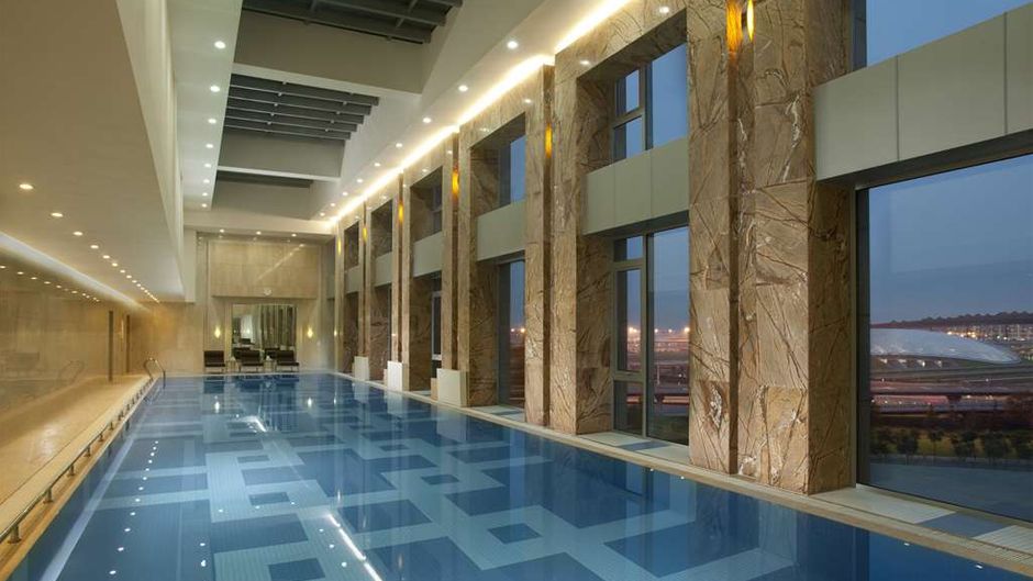 Hilton Beijing Capital Airport Pool