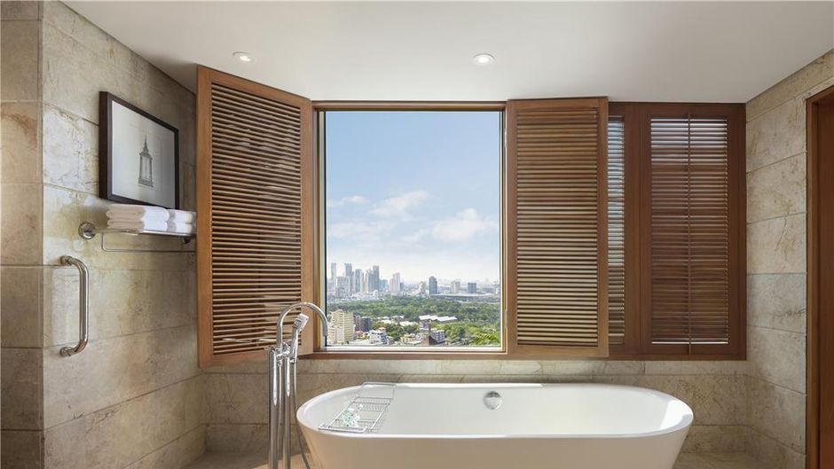 Conrad Bangkok Room