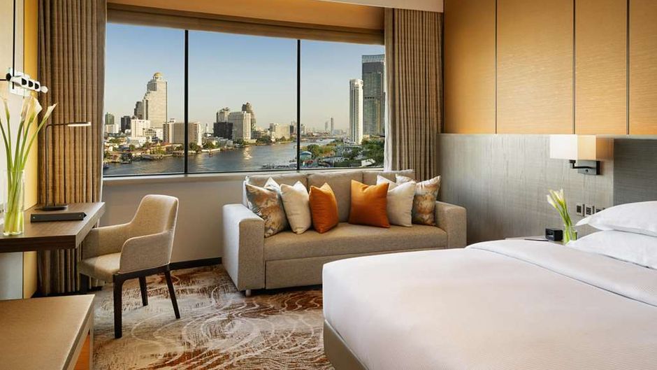 Millennium Hilton Bangkok Room