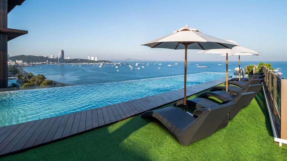 Hilton Pattaya Pool
