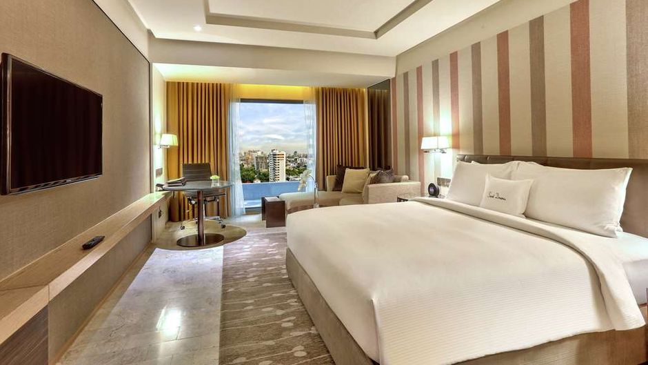 DoubleTree by Hilton Sukhumvit Bangkok Room