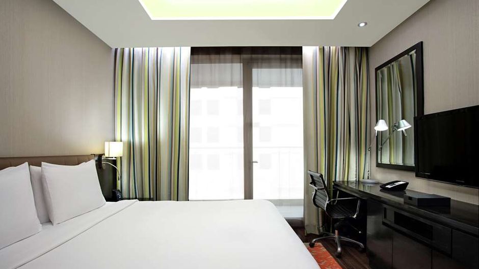 DoubleTree Suites by Hilton Bengaluru Ou Room