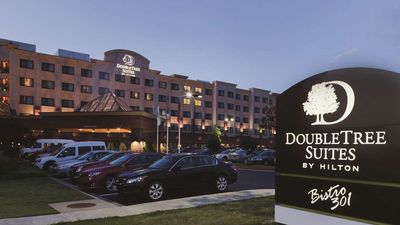 DoubleTree Suites Bentonville