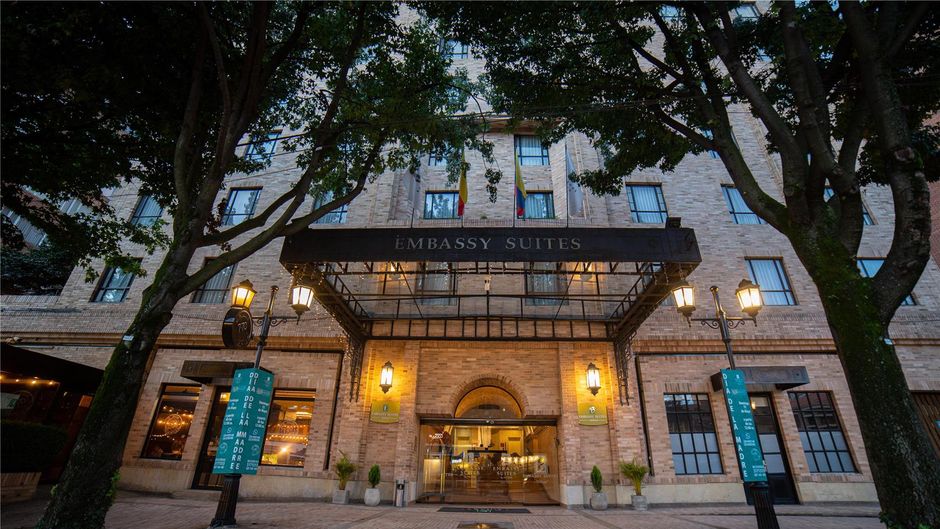 Embassy Suites by Hilton Bogota Exterior