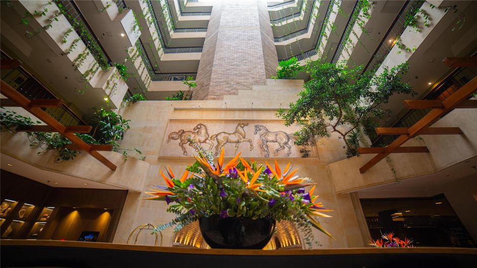 Embassy Suites by Hilton Bogota Lobby