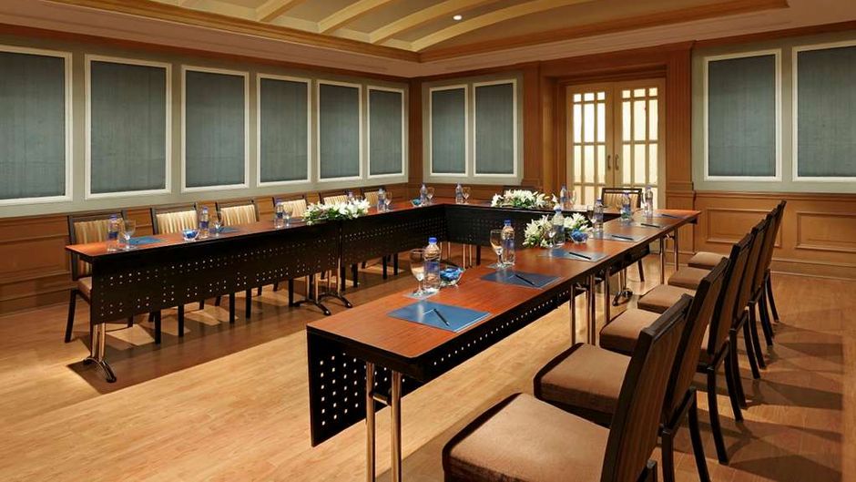 Hilton Mumbai International Airport Meeting