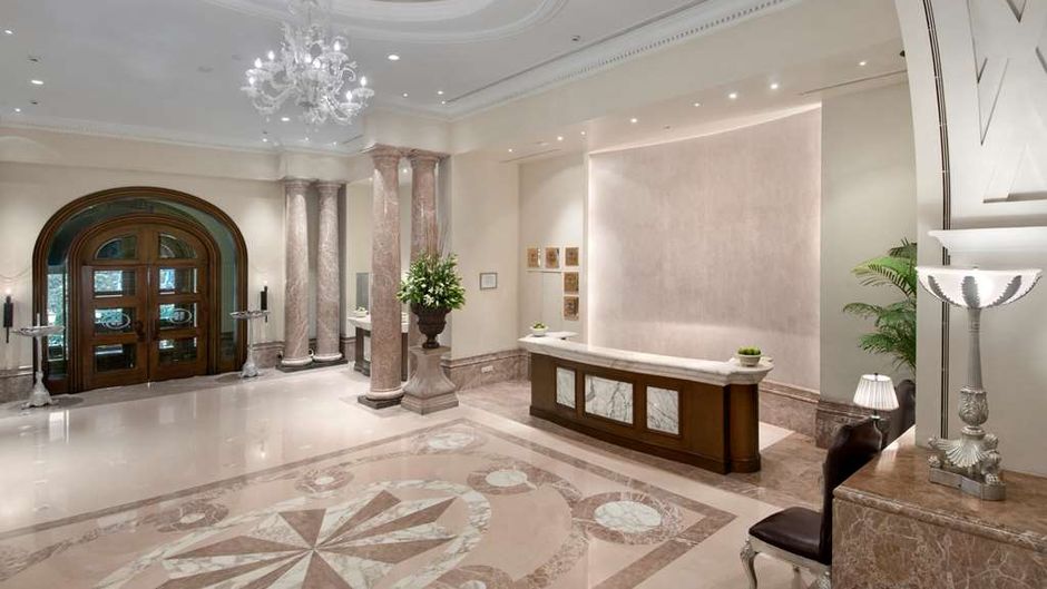 Hilton Mumbai International Airport Lobby