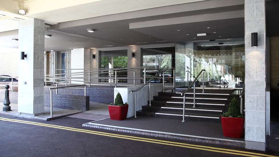 DoubleTree by Hilton Bristol City Centre Exterior