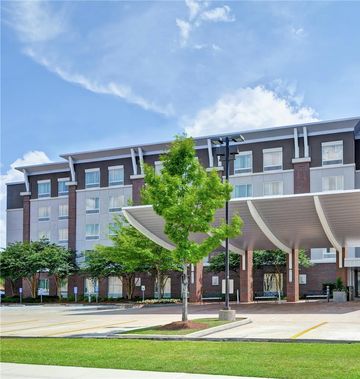 DoubleTree by Hilton Baton Rouge