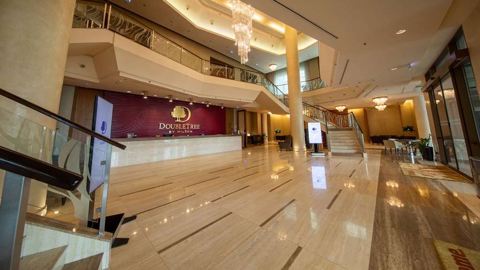 DoubleTree by Hilton Hotel Bratislava Lobby