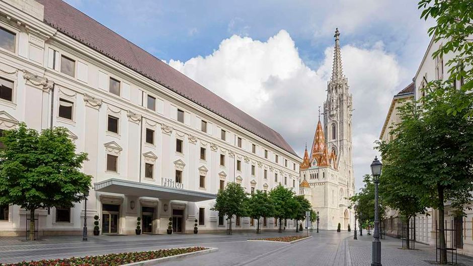 Hilton Budapest Exterior