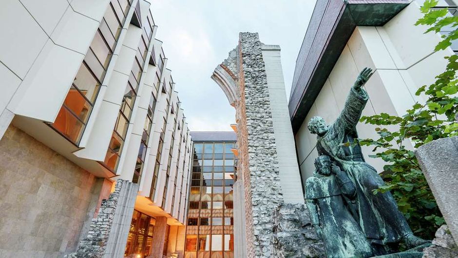 Hilton Budapest Exterior