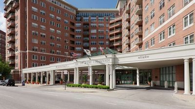 Inn at the Colonnade, a Doubletree Hotel