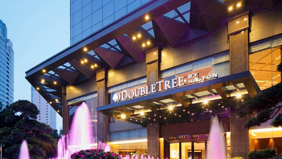 Doubletree by Hilton Hotel Guangzhou Exterior