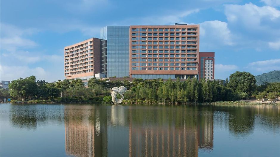 DoubleTree by Hilton Hotel Science City Exterior