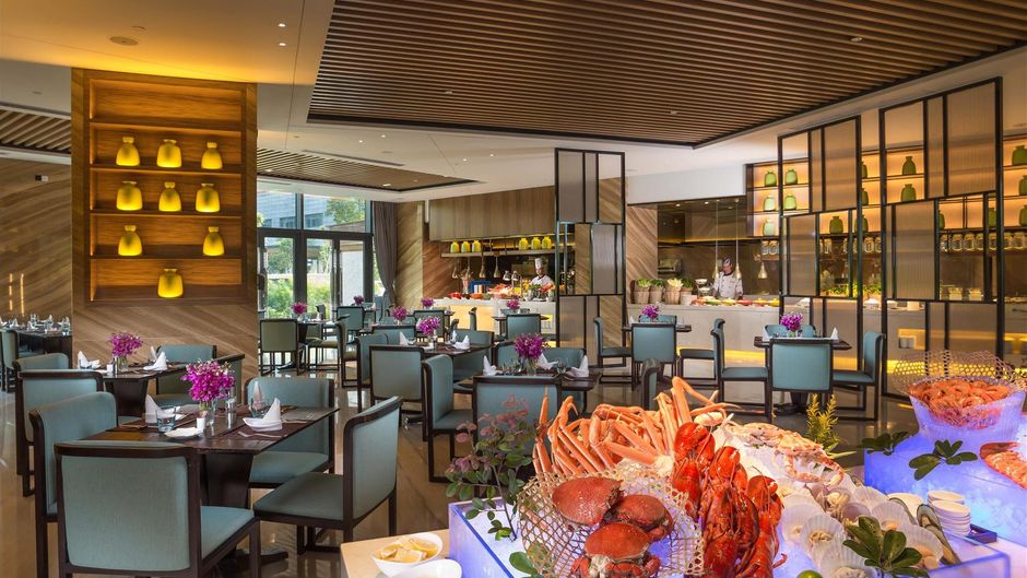 DoubleTree by Hilton Hotel Science City Restaurant