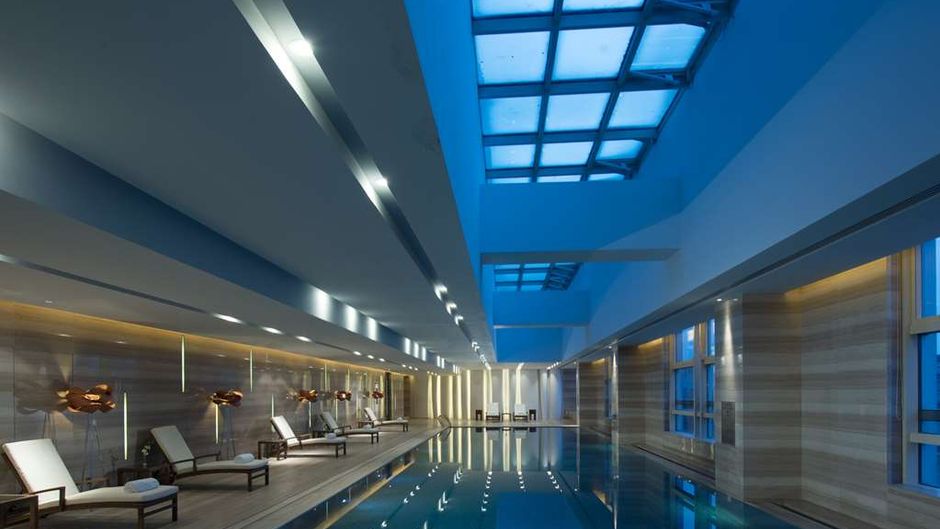 Hilton Zhengzhou Pool