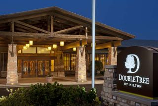 Doubletree Hotel Libertyville-Mundelein