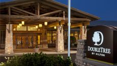 Doubletree Hotel Libertyville-Mundelein